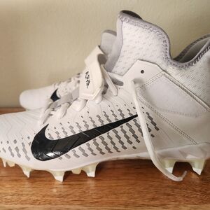 White NIKE Football Cleats Wide 10